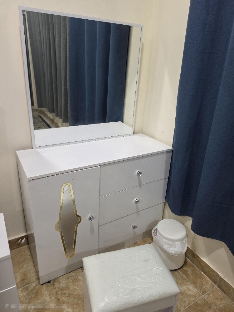 Complete bedroom set - 4