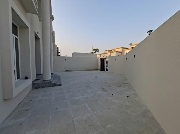 7 BR VILLA FOR SALE IN AL THUMAMA - 3