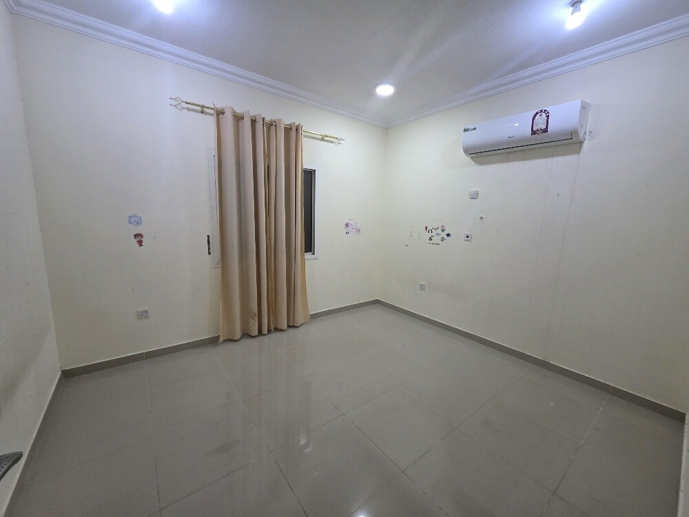 apartment for rent in alduhail - 4