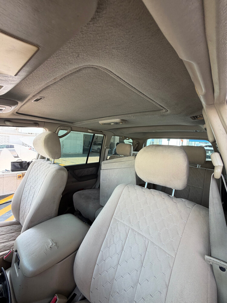 Land Cruiser GXR - 10