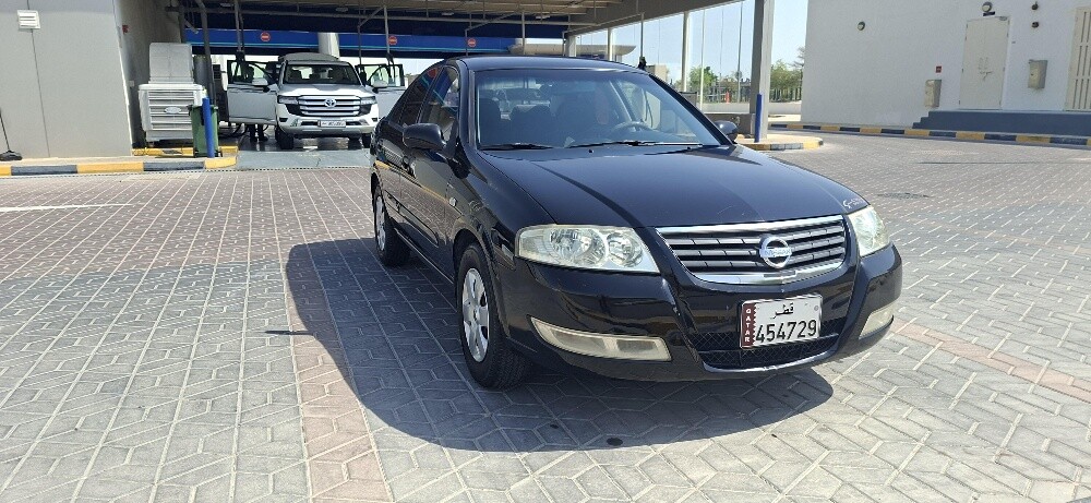 Nissan sunny - 1