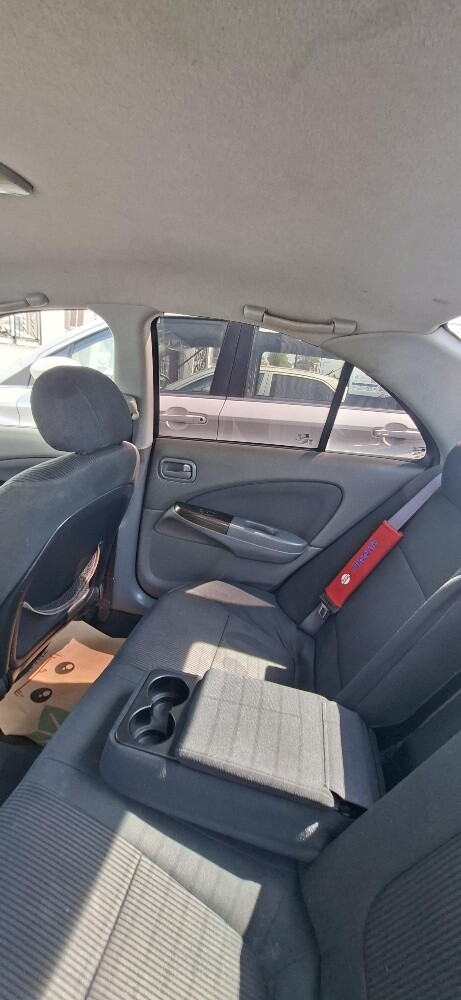 Nissan sunny - 11