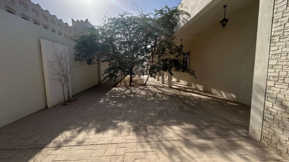 فيلا للايجار داخل مجمع بفريج النص - 4