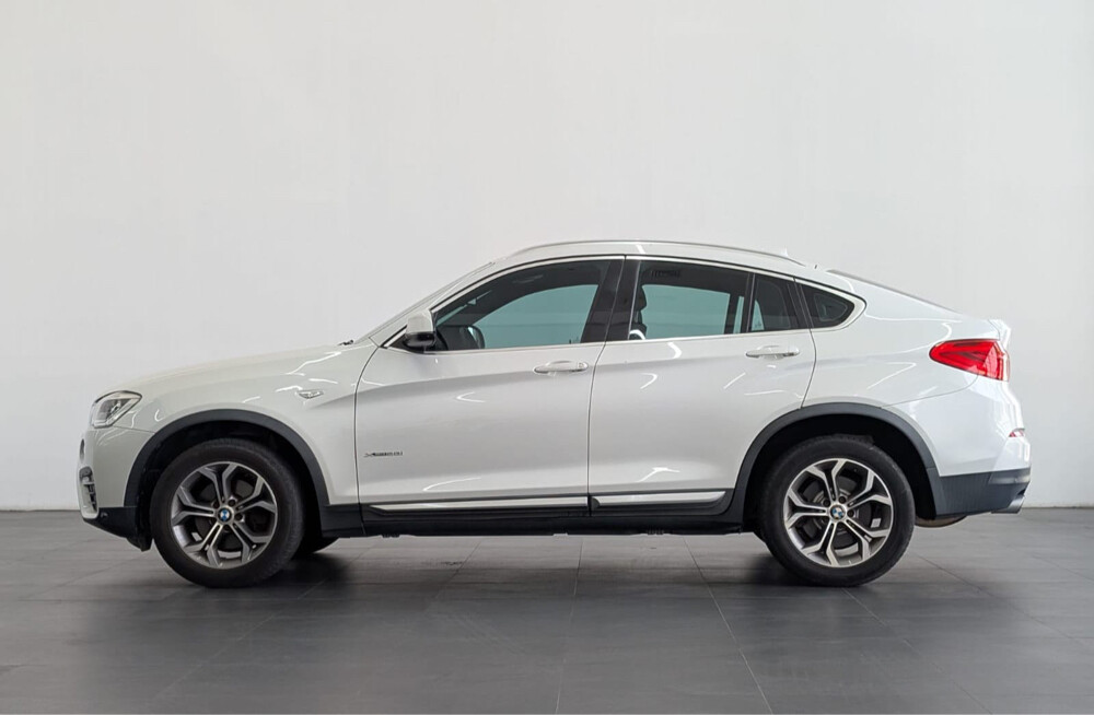 2017 BMW X4 - 6