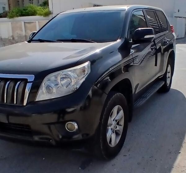 TOYOTA PRADO 2011 - 1