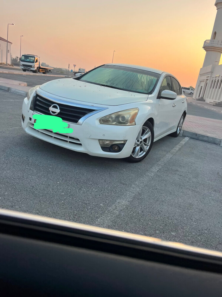 2014 nissan altima - 1