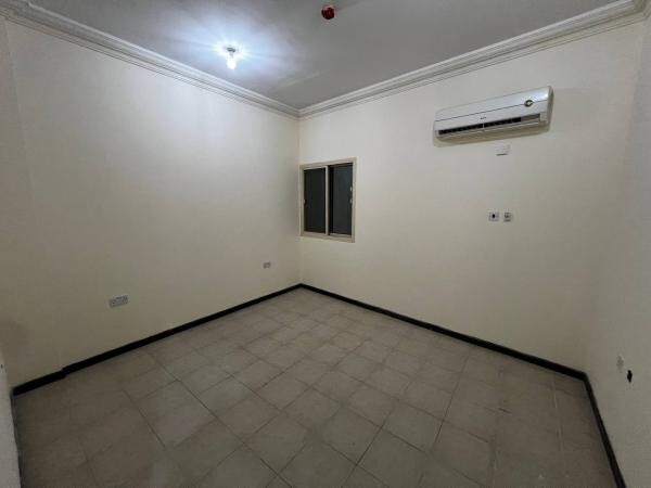 Apartments for Rent in Bin Omran - 6