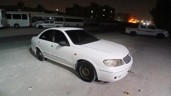 Nissan Sunny 2004 | Automatic - 2