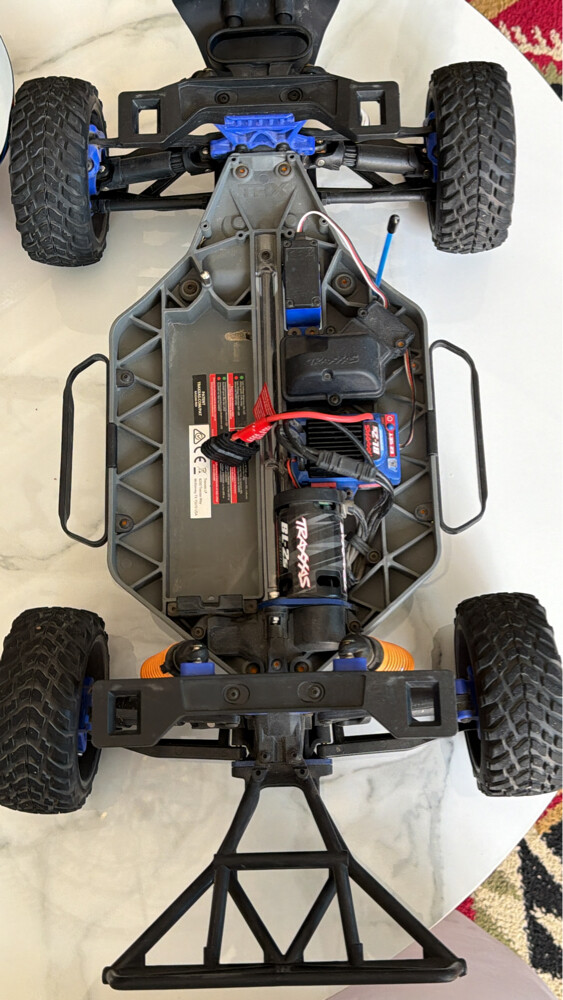 rc slash 4x4 - 2