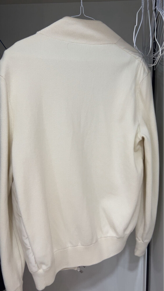  Boss new price 1400 Qatari Riyal  - 2