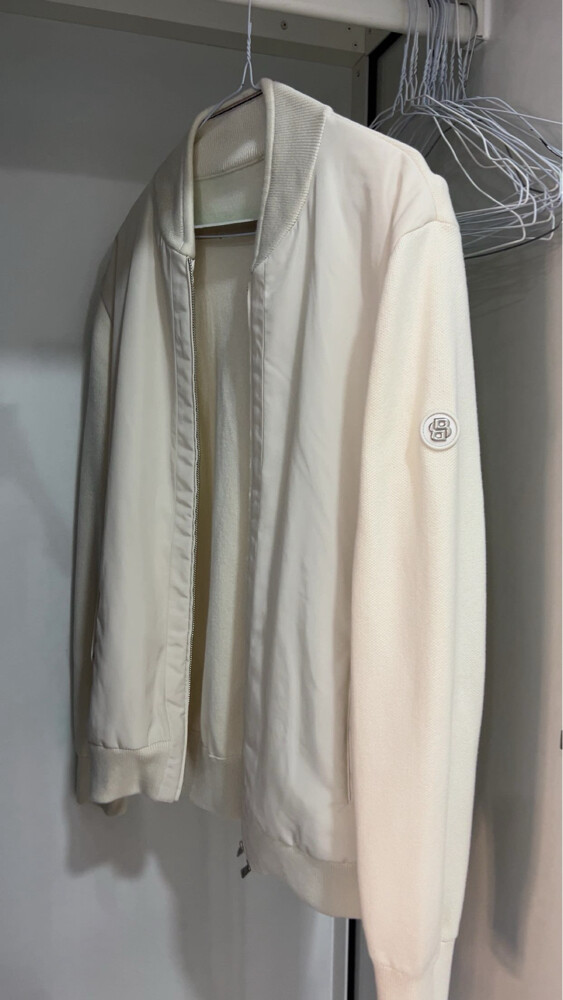  Boss new price 1400 Qatari Riyal  - 1
