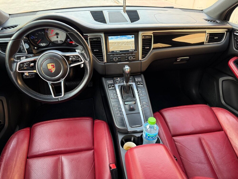 Porsche Macan S - 8