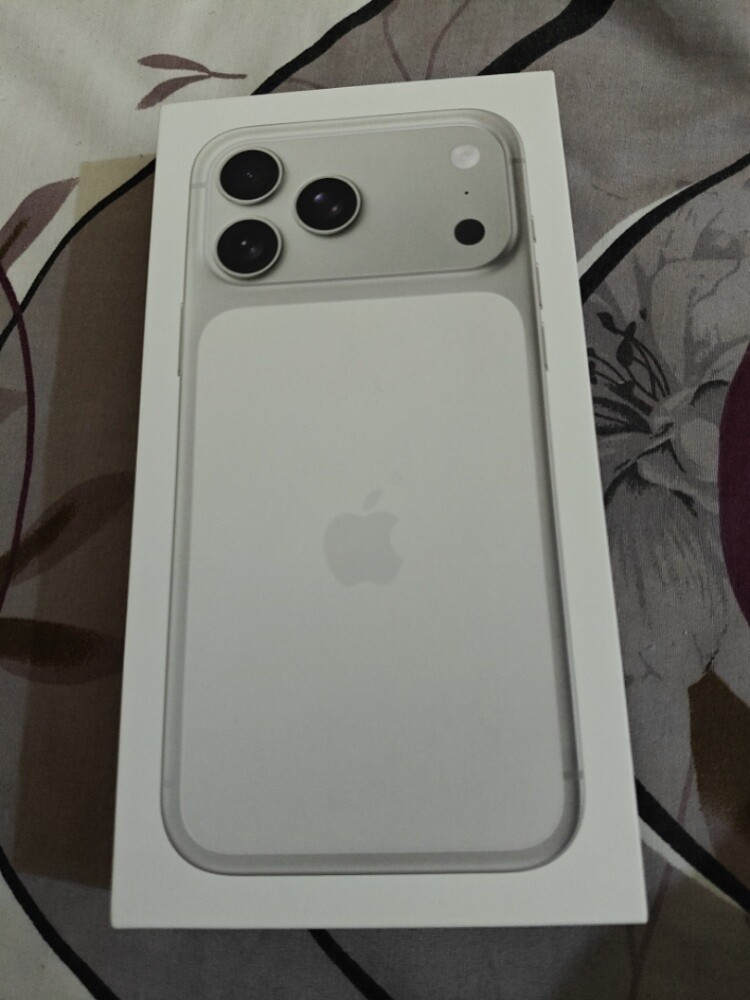 iphone 17 pro max 256 gb new - 1