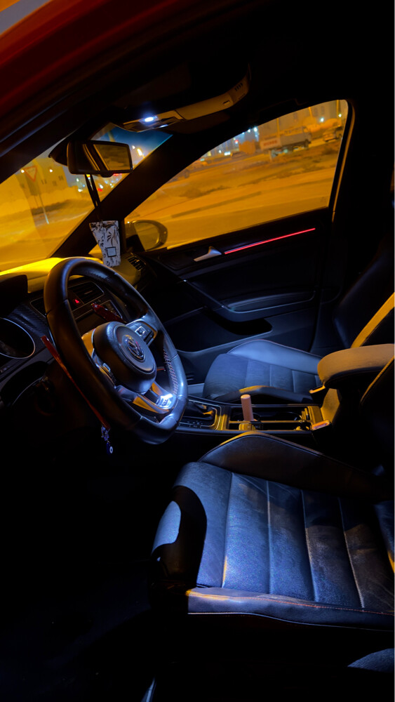 Volkswagen Golf GTI - 4