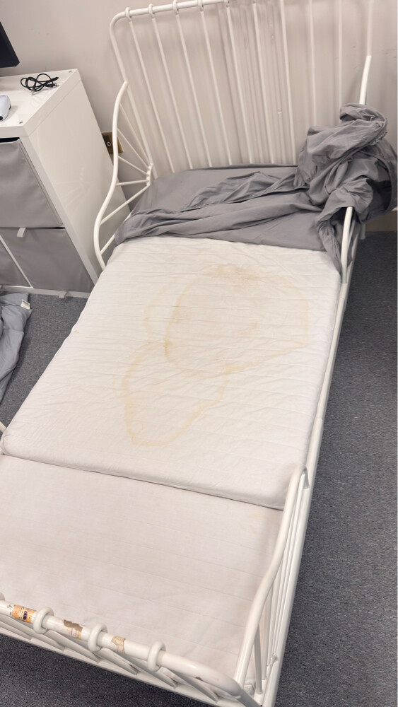 2 singles adjustable beds for kids - 4