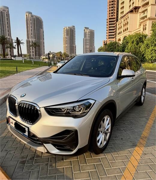 BMW XSeries X1 20i, 2022 Automatic - 6