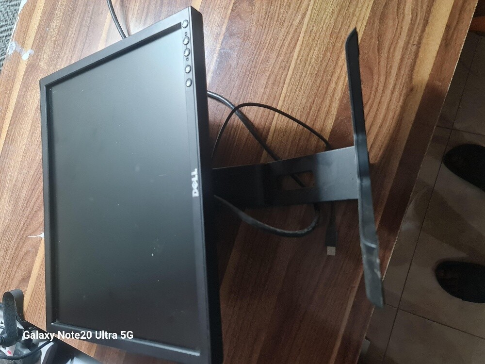 2 Dell monitors sold together - 3