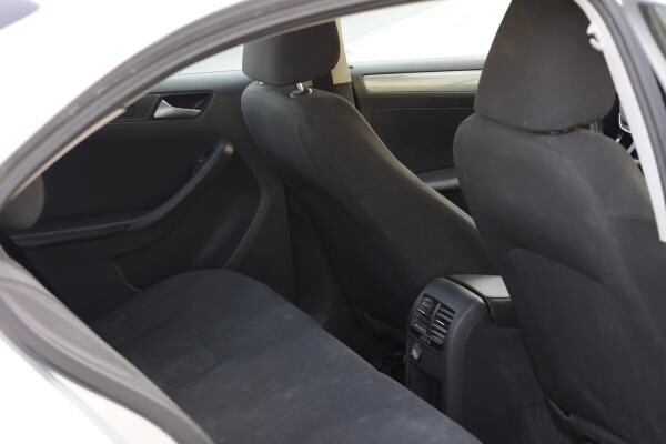 Volkswagen - JETTA  2016 - 7