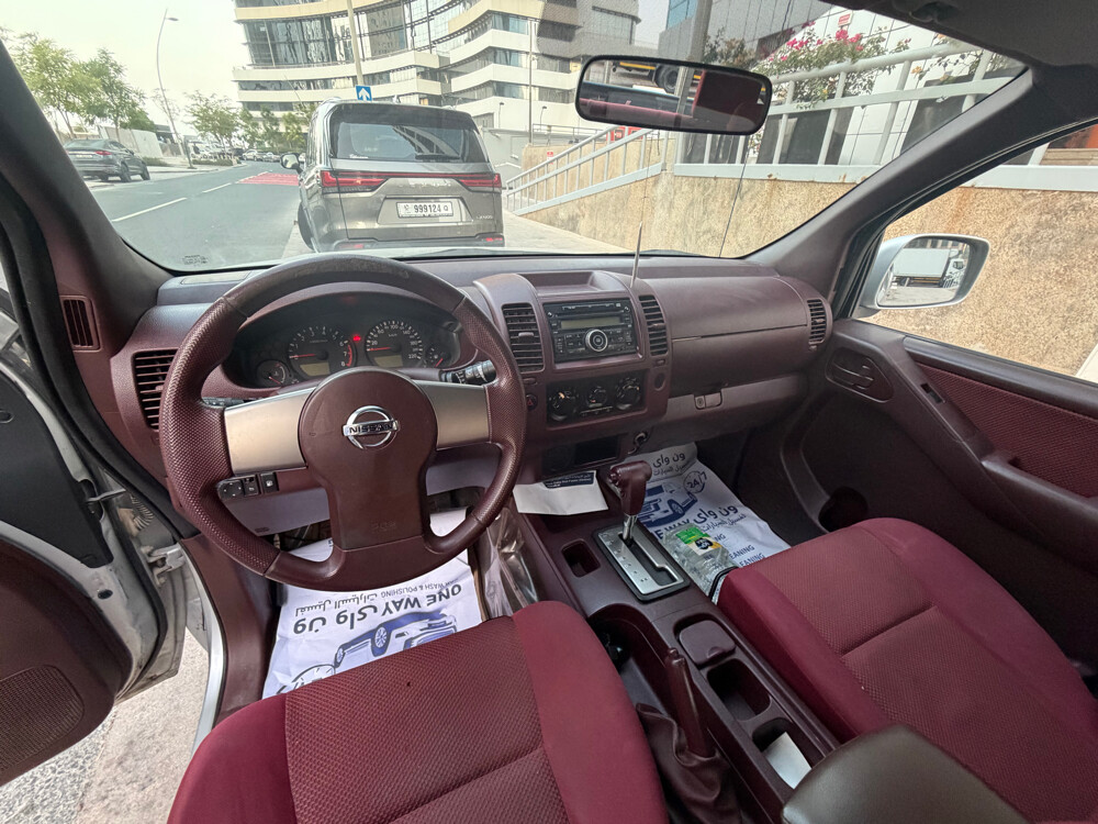 Nissan Navara 2011 - 6