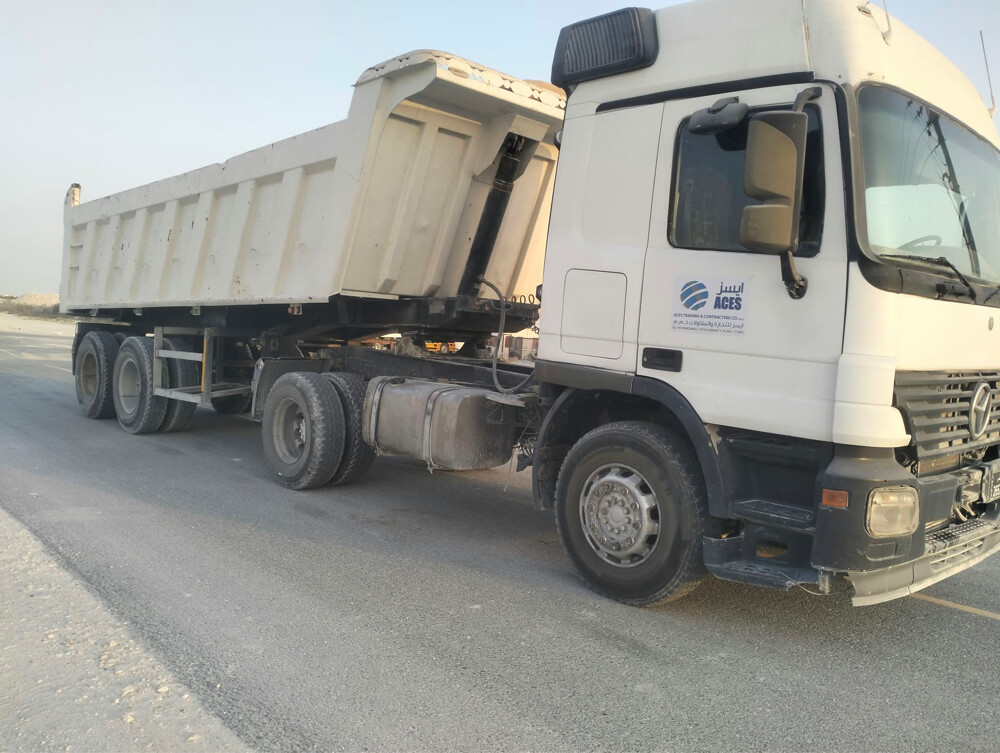 سيارات مع صناديق للبيع - 1