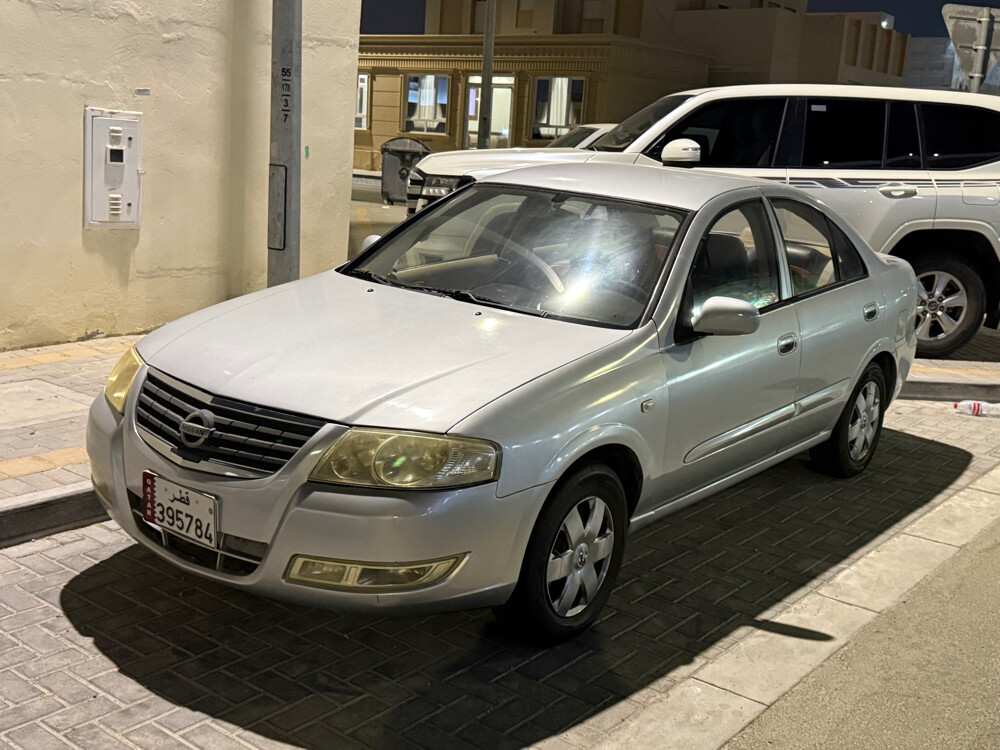 Nissan sunny  - 3