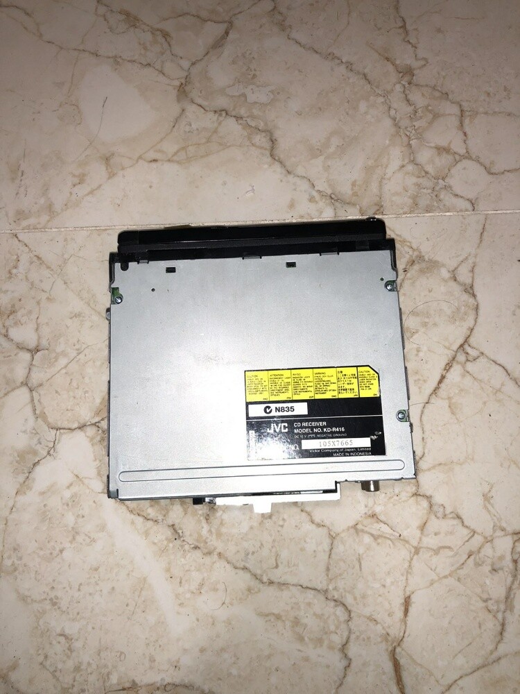 للبيع قطع هايلوكس و نصهم برادو - 1