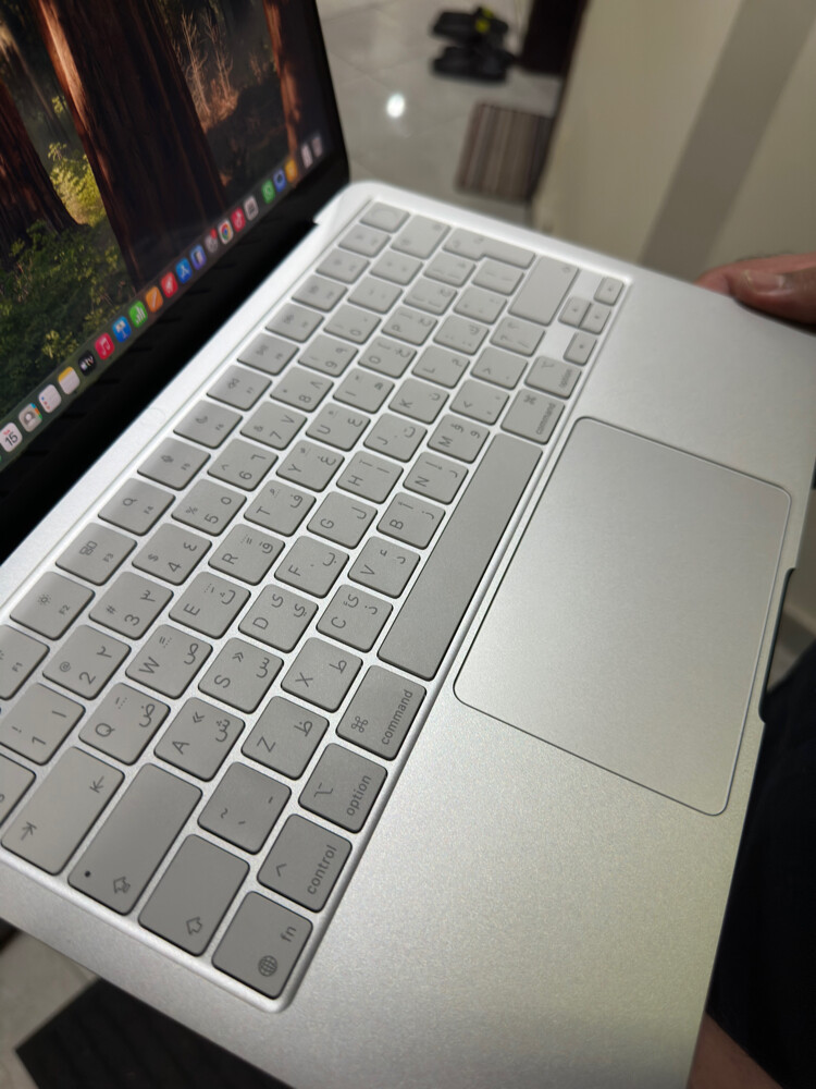 Apple MacBook Neo 500gb - 9