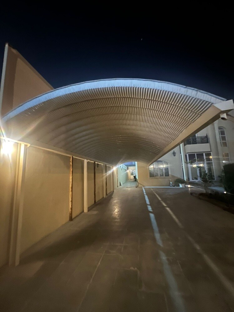 متخصصين في جميع صبغ الابواب الخشب - 17