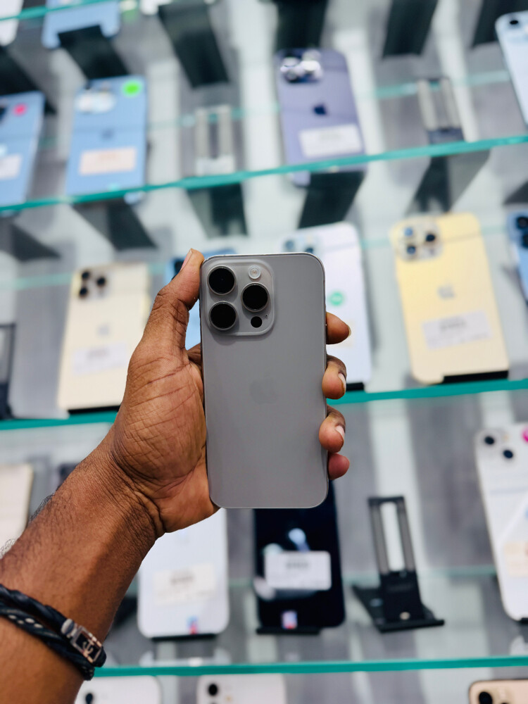 iPhone 15 Pro  - 9