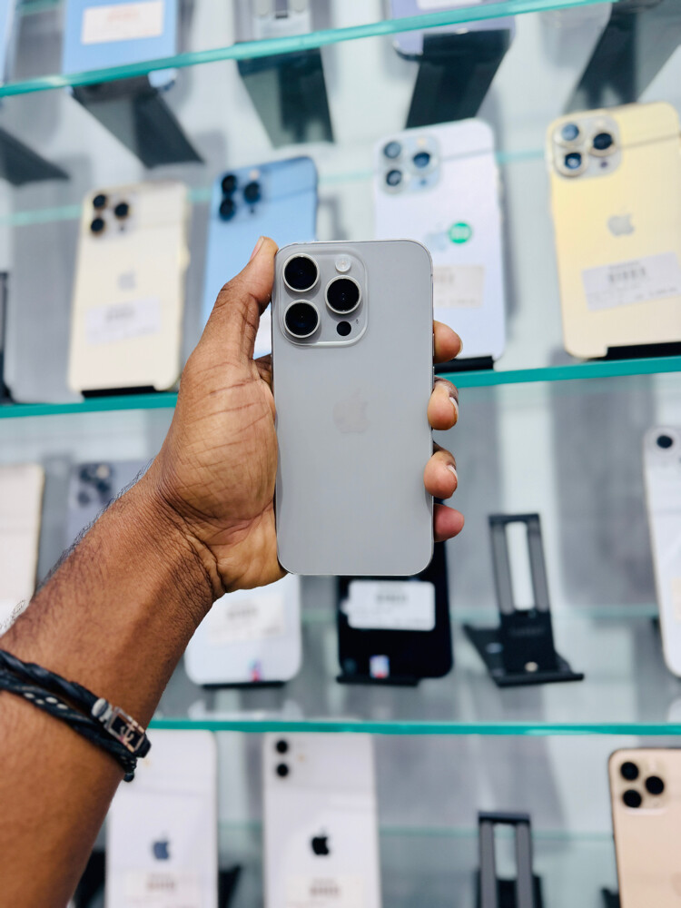 iPhone 15 Pro  - 7