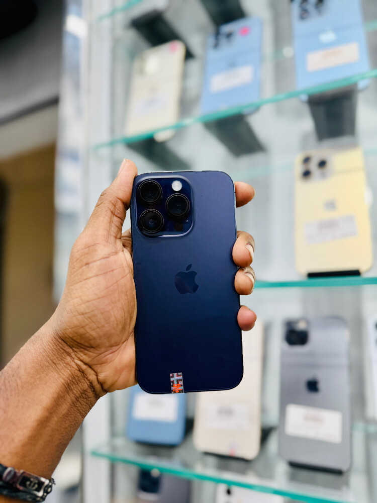 iPhone 14 Pro  - 3
