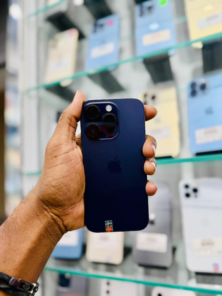iPhone 14 Pro  - 4