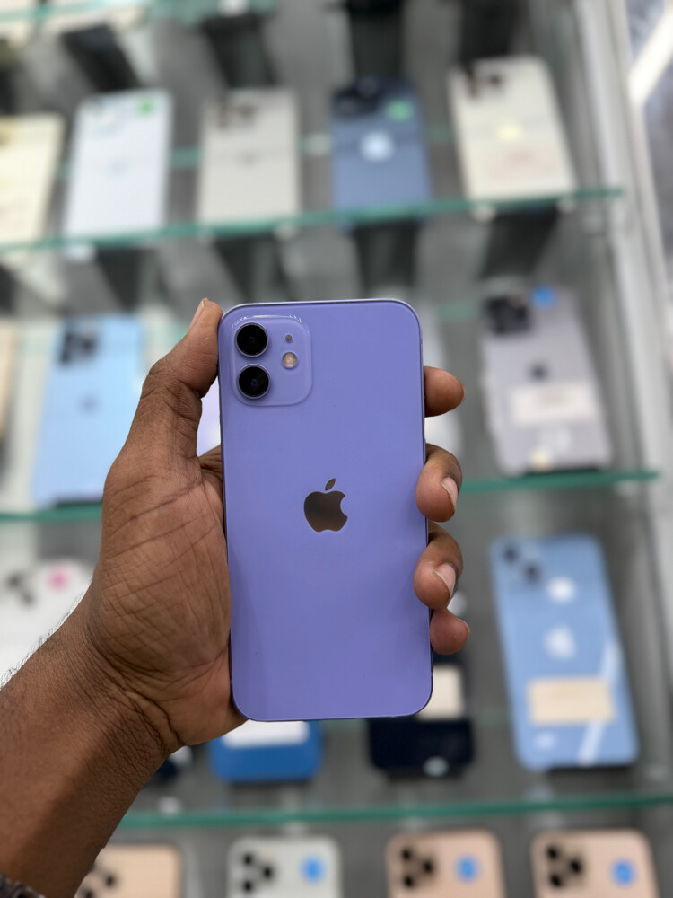 iPhone 12  - 2