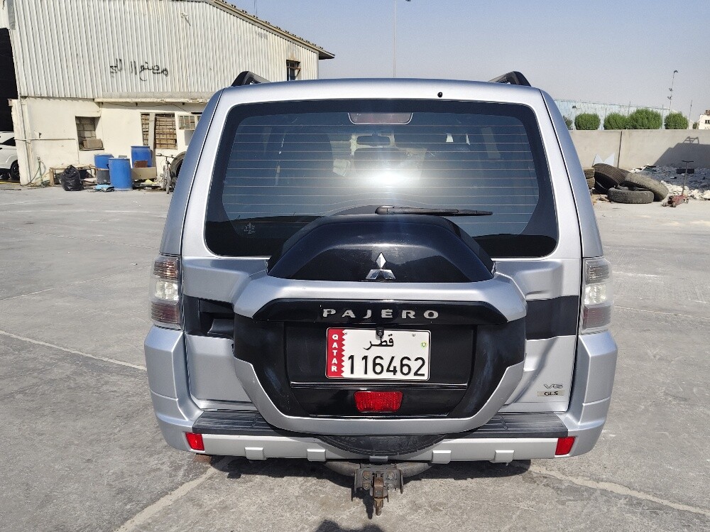 Mitsubishi      Pajero    2016 - 17