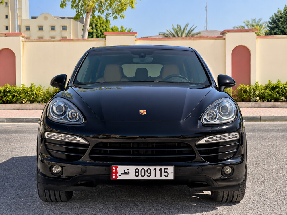 Porche Cayenne S - 1