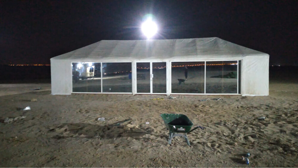 خيمه مع واجهة زجاج مقاس 12*6 - 1