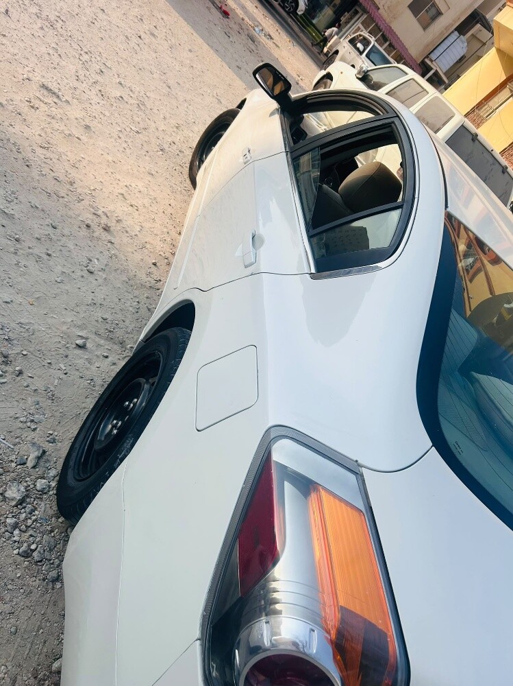 Nissan - 3