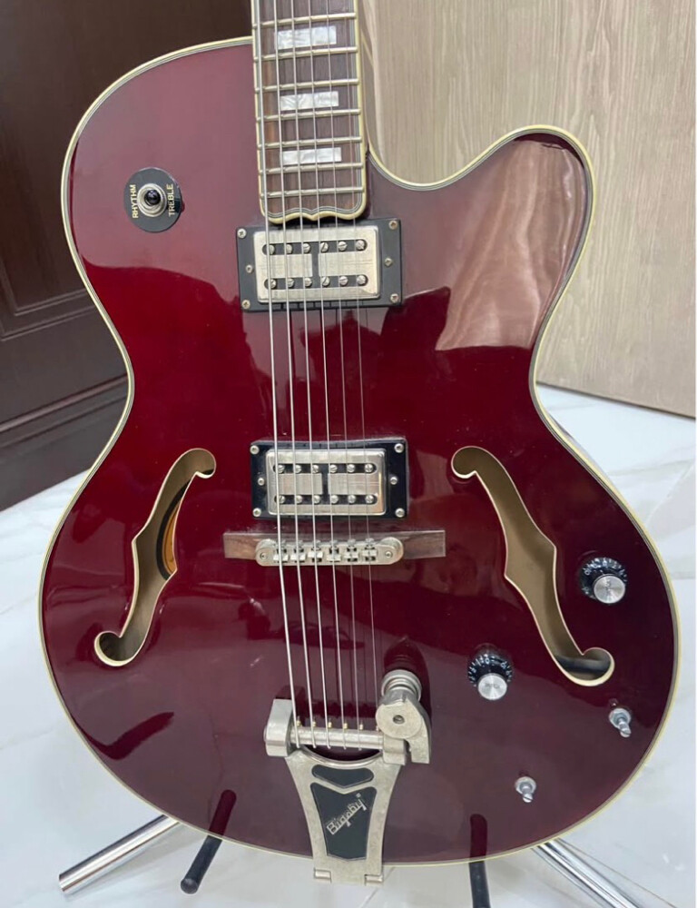 Epiphone Les Paul swingster Guitar - 2