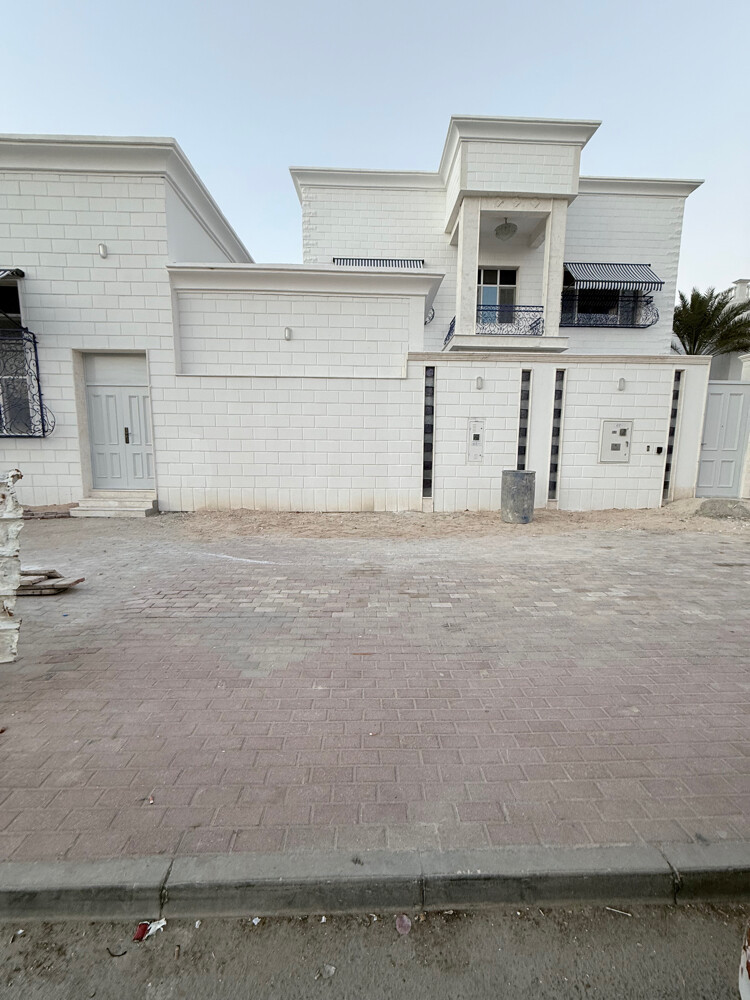 للايجار فيلا اول ساكن بالريان - 1