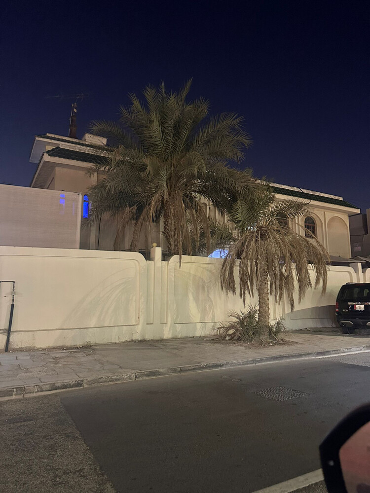ارض مميزة للبيع في الخور 740متر - 1