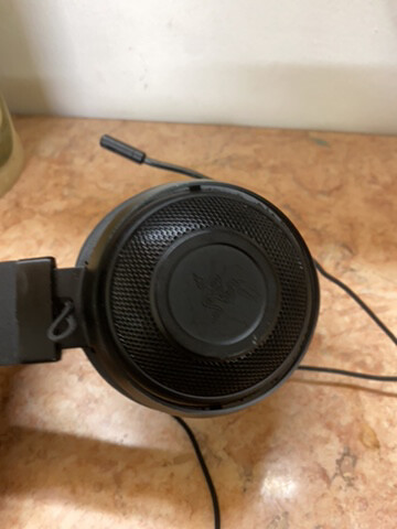 RAZER HEADPHONES - 3
