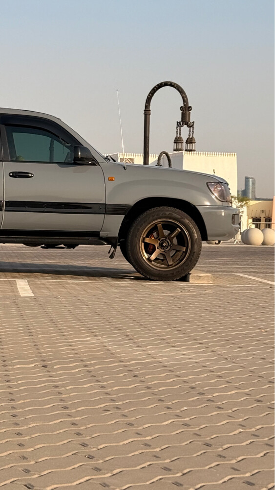 LANDCRUISER VXR 2000 - 5
