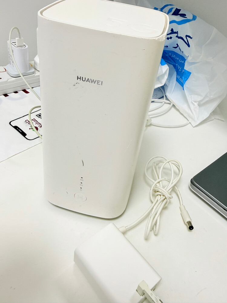 HUAWEI 5G & 4G router , simcard all - 5