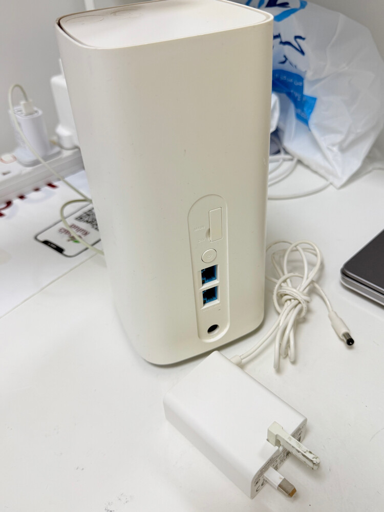 HUAWEI 5G & 4G router , simcard all - 6