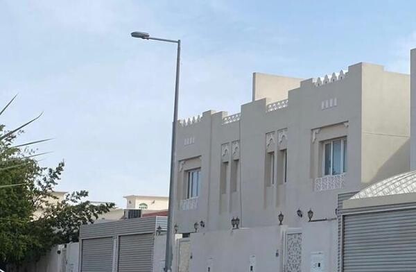 للبيع فلتين متلاصقين في ابو هامور - 1