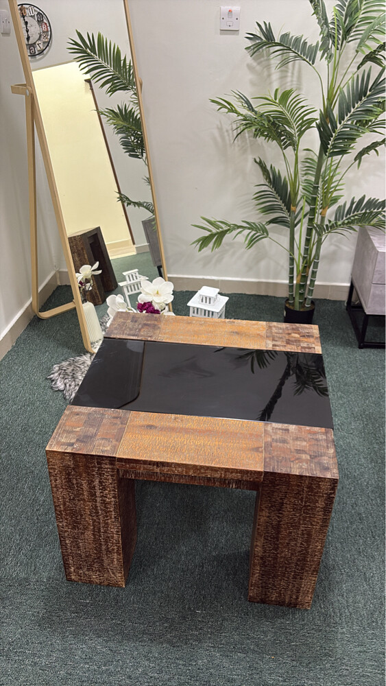 woody table - 1