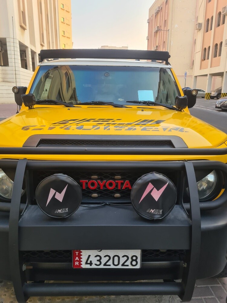 fj cruiser yellow - 2