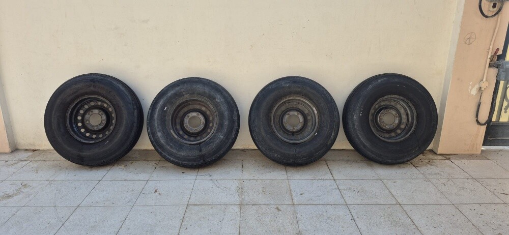 4 UNILLI TYRES WITH SHANABER RIMS - 7