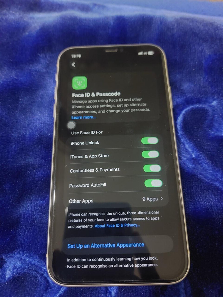 iPhone 11 white 128GB - 3