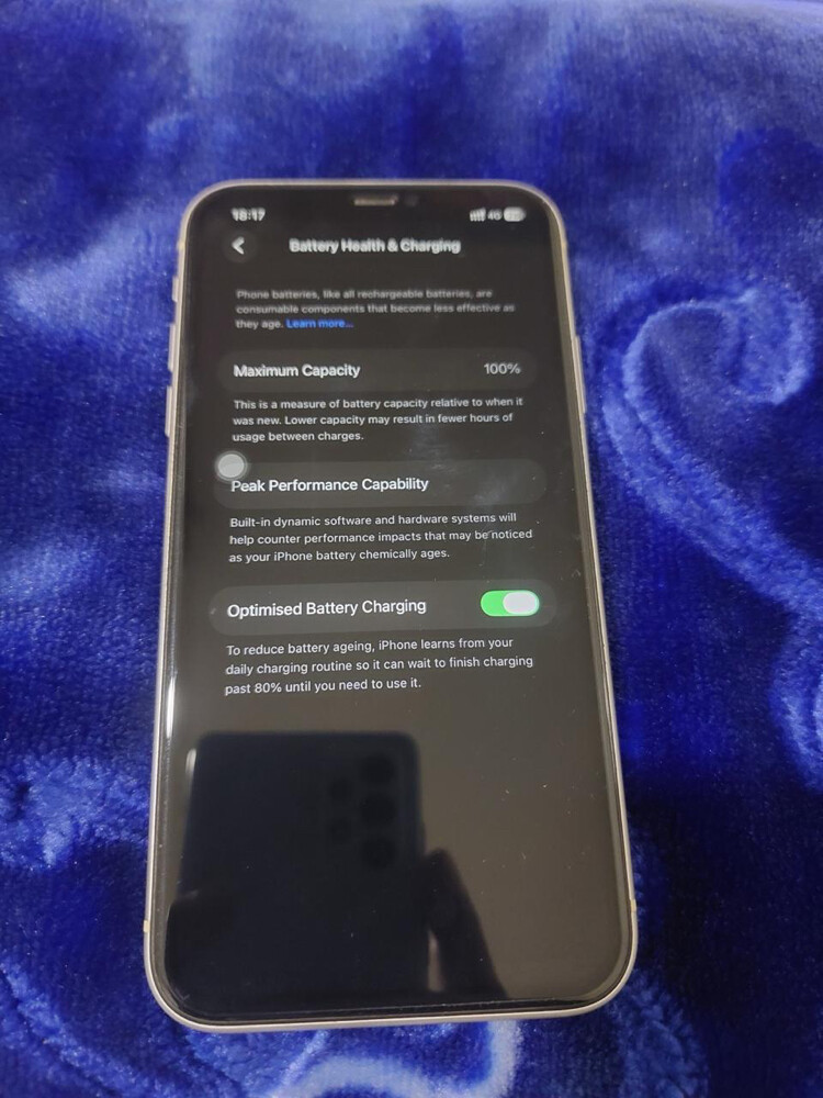 iPhone 11 white 128GB - 4